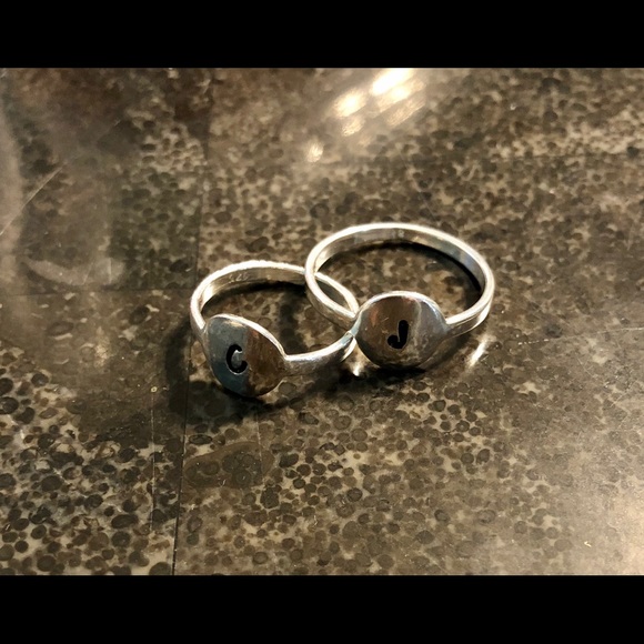Personalized Initial Rings - Picture 2 of 7